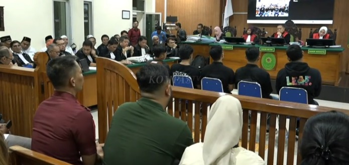 Kasus Vina Cirebon: Polisi Pukul Terpidana dengan Gembok, Diobati dengan Bubuk Kopi